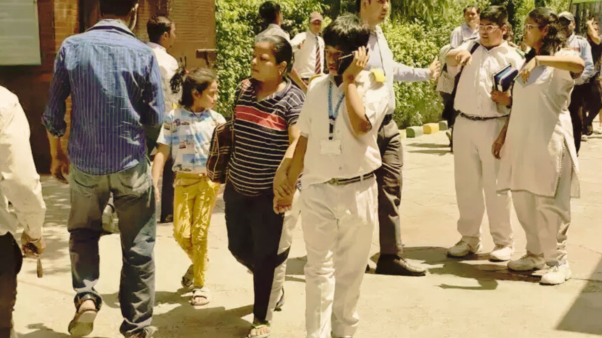 Second Bomb Threat in a Week Targets 16 Delhi Schools, Raising Safety Concerns